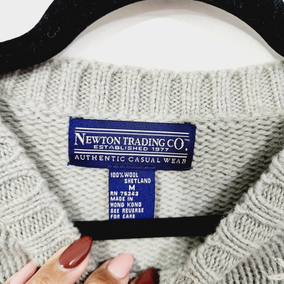 Newton Trading Co. Womens M Heavy 100% Shetland Wood Crewneck Sweater Muted Mint - Picture 2 of 10